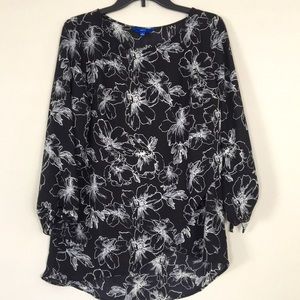 NWOT Apt. 9 black floral 3/4 sleeve blouse